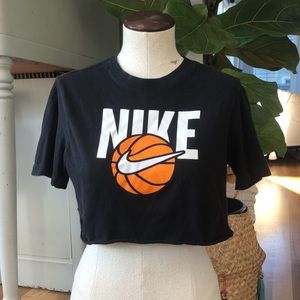 Nike Cropped T Shirt